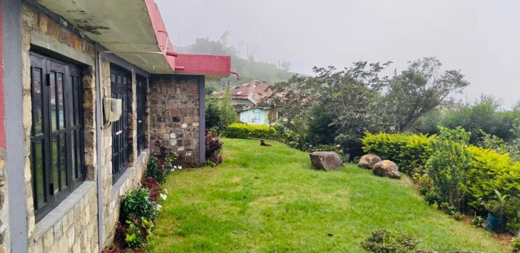 Misty Mountain Lodge Ohiya Extérieur photo